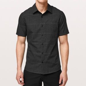 Lululemon Men’s Grid Light Short Sleeve